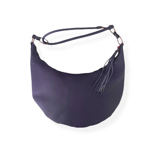 Bolso luna, el diseño timeless.