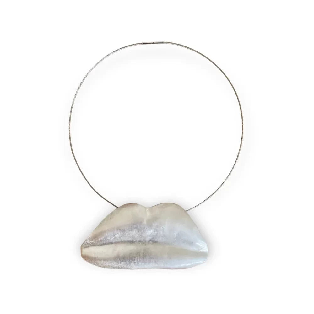 Gargantilla labios May Gañán - piamontemadrid