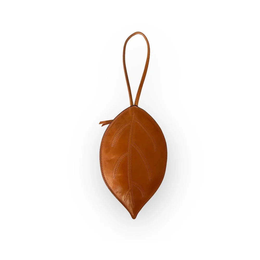 Bolso hoja para móvil o pasaporte. New season! - piamontemadrid